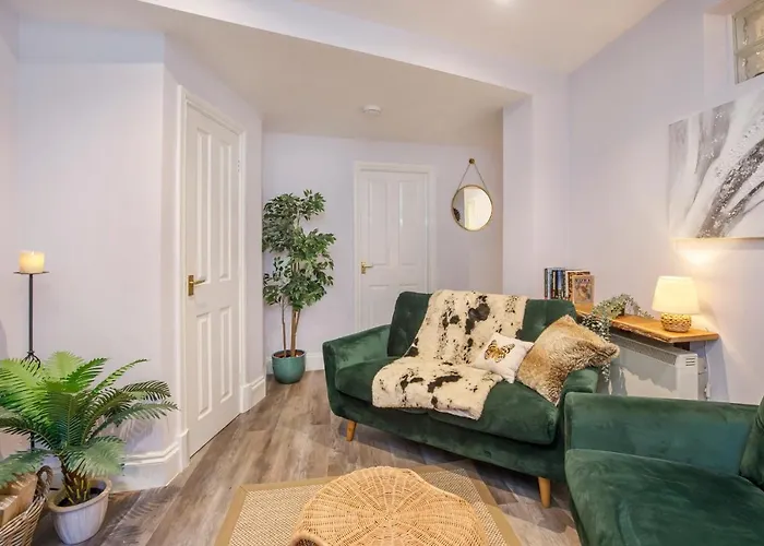 The Holgate Hideaway With Hot Tub ヨーク