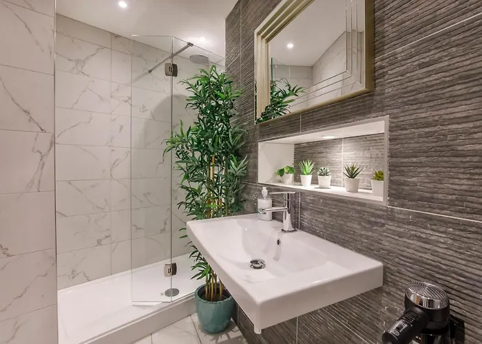 The Holgate Hideaway With Hot Tub 別荘